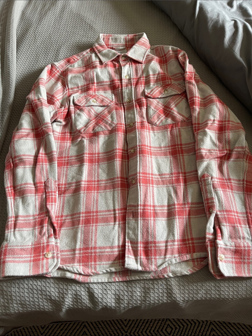 Muskox Flannel- Men's Plaid Button-Up Shirt Jacket in Cream & Coral